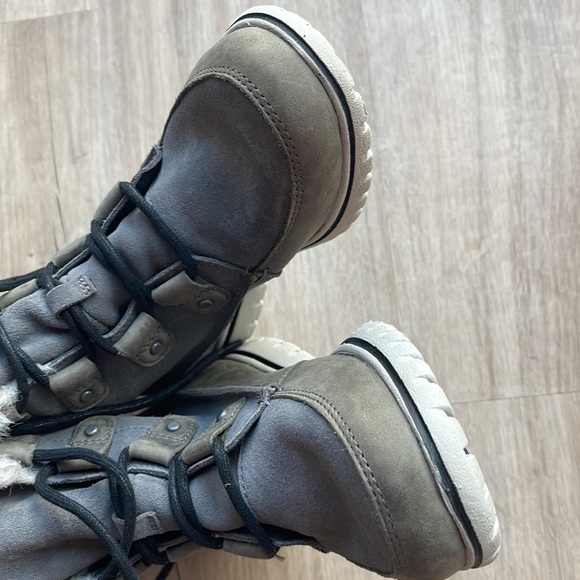 Sorel Explorer Cozy Joan Snow Winter Boot, Tall Sneaker Waterproof Faux Fur sz 6 - Picture 14 of 17